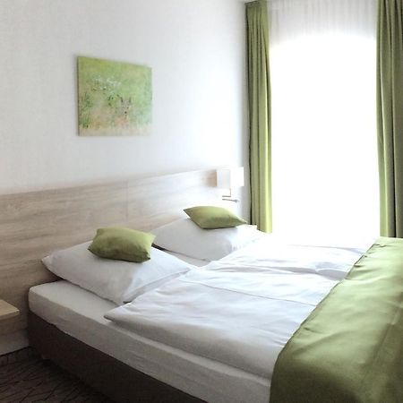 Landgasthof Hepting Massenhausen Екстер'єр фото